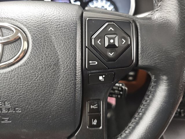 Used 2019 Toyota Sequoia Platinum AWD/4WD image 21