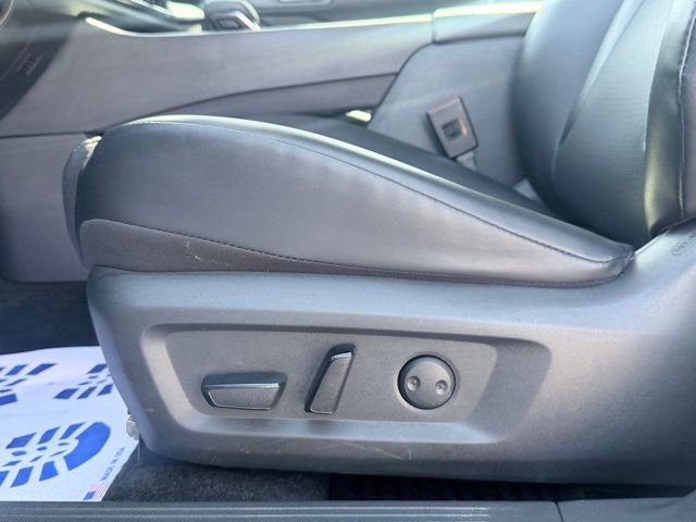 Certified 2024 Nissan Rogue SV w/ SV Premium Package FWD image 25