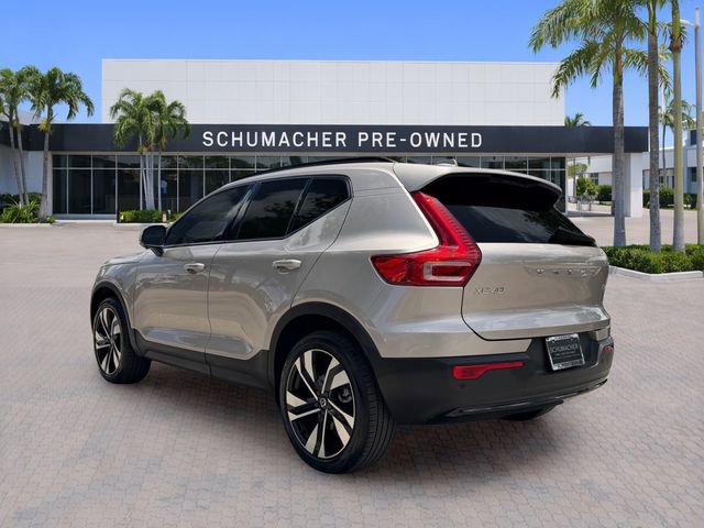 Used 2024 Volvo XC40 B5 Plus w/ Protection Package Premier AWD/4WD image 5