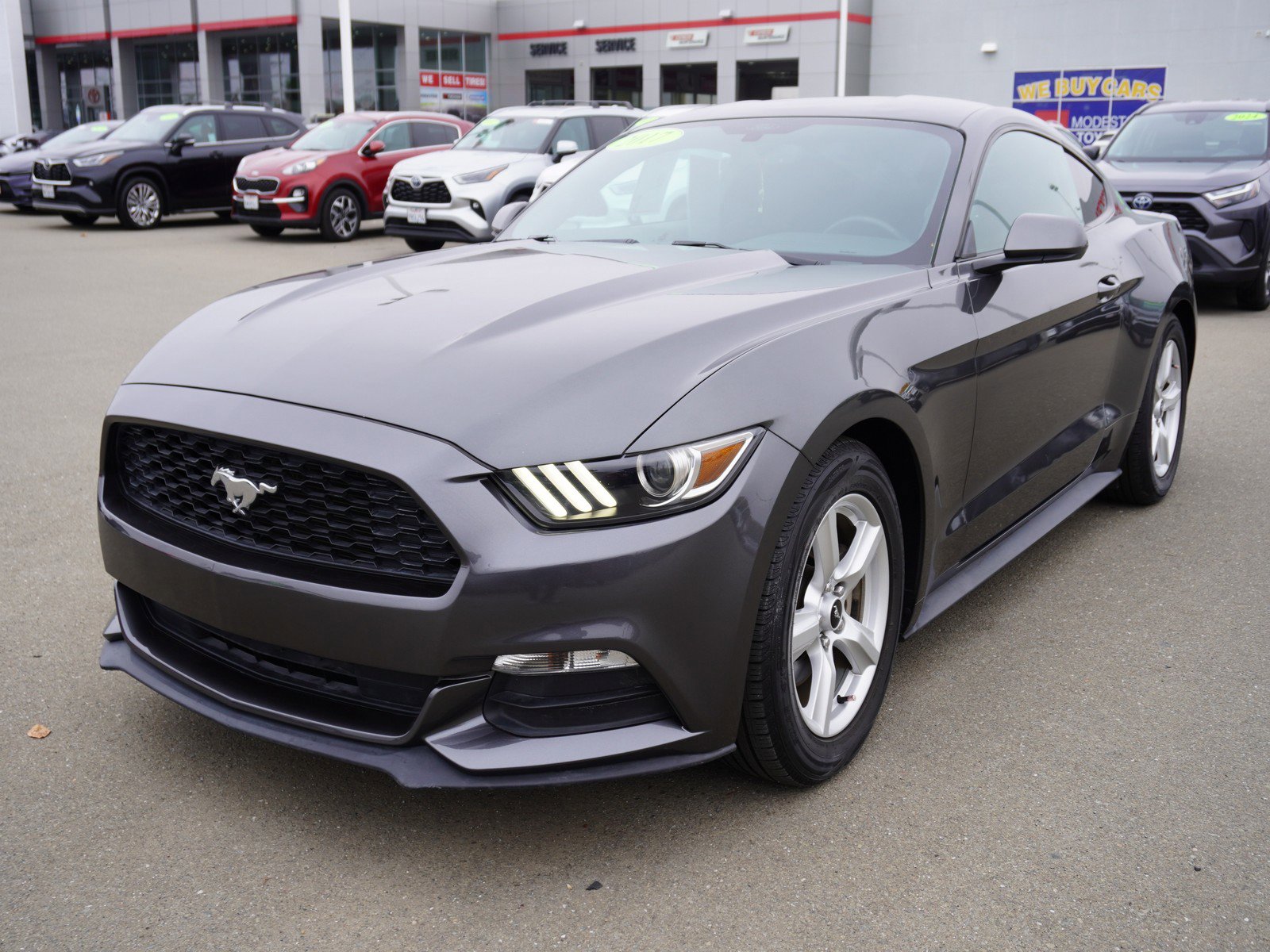 Used 2017 Ford Mustang Coupe image 7