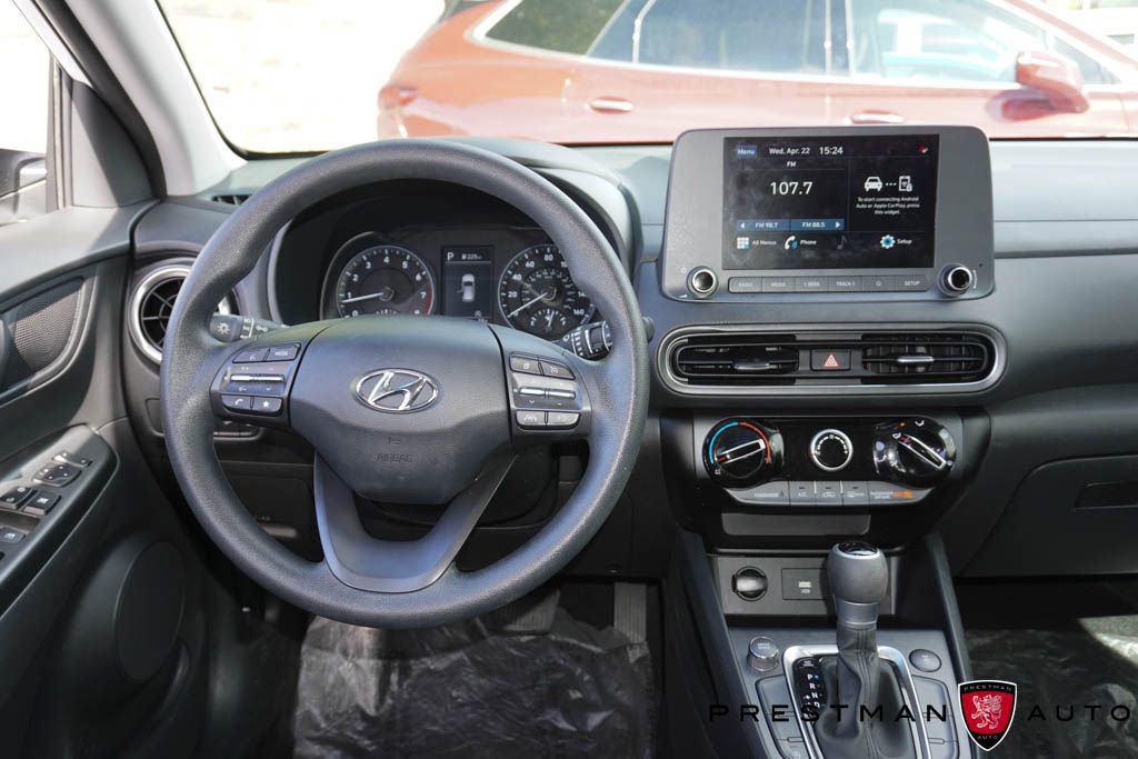 Used 2023 Hyundai Kona SEL AWD/4WD image 2
