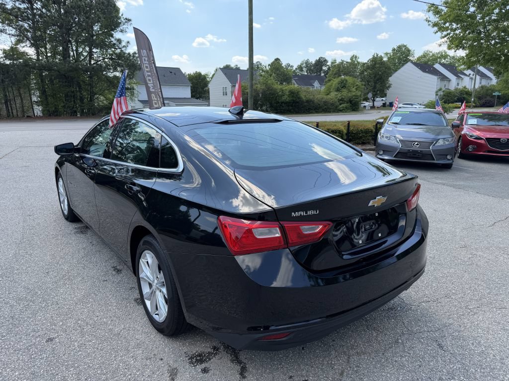 Used 2023 Chevrolet Malibu LT FWD image 7
