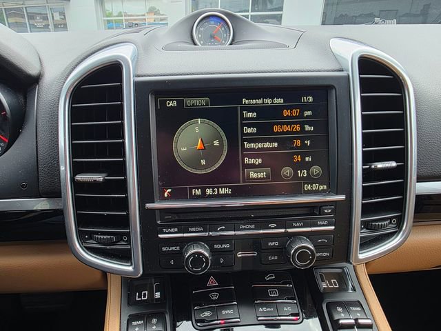 Used 2016 Porsche Cayenne AWD/4WD image 21