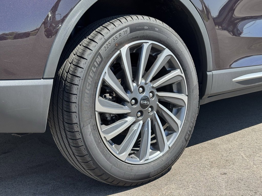 Used 2023 Lincoln Corsair Reserve w/ Equipment Group 201A image 28