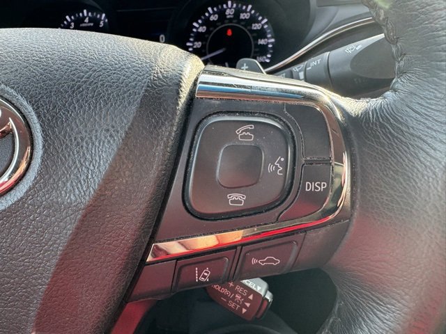 Used 2018 Toyota Avalon XLE image 14