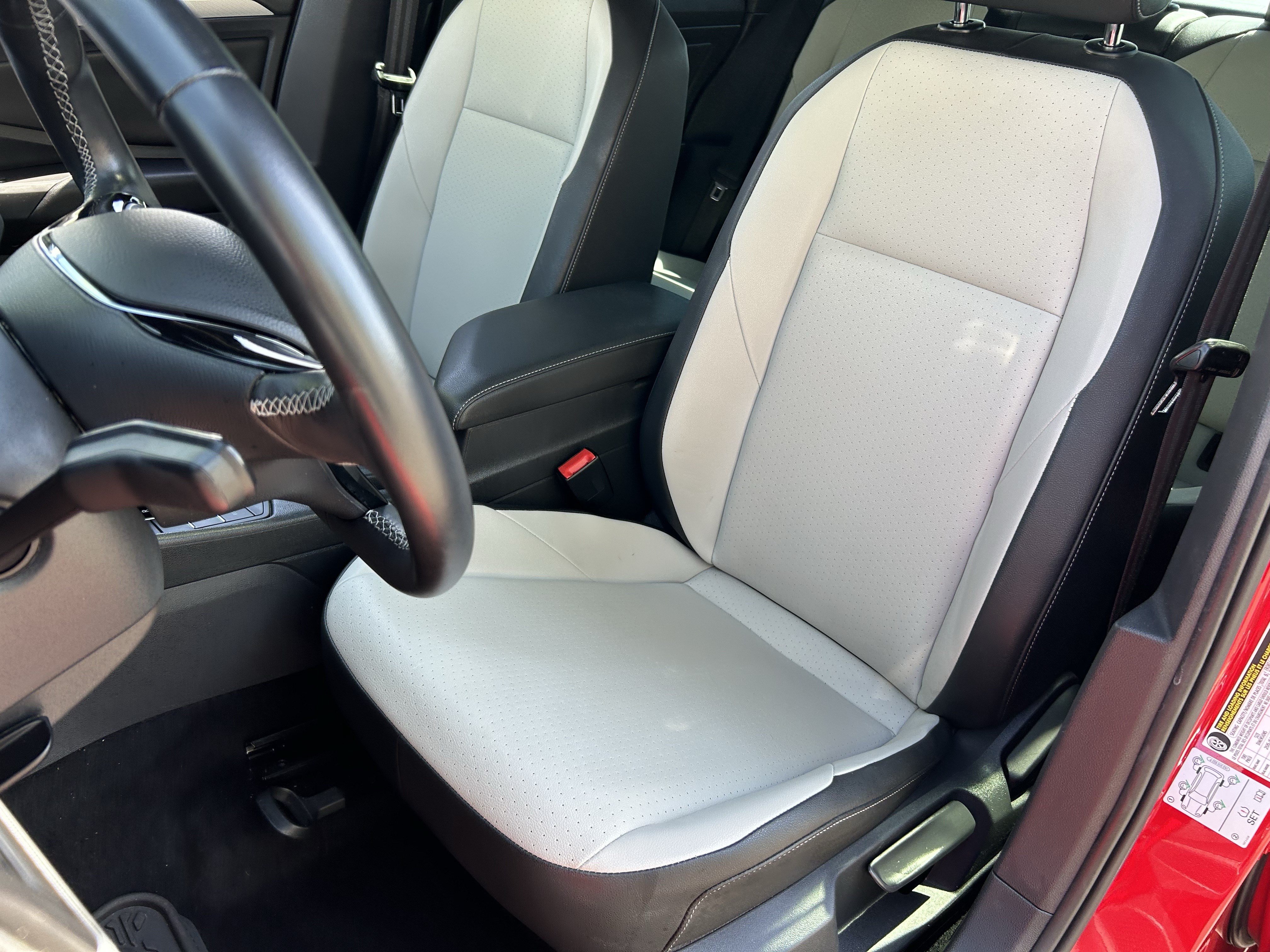 Used 2019 Volkswagen Jetta R-Line FWD image 18