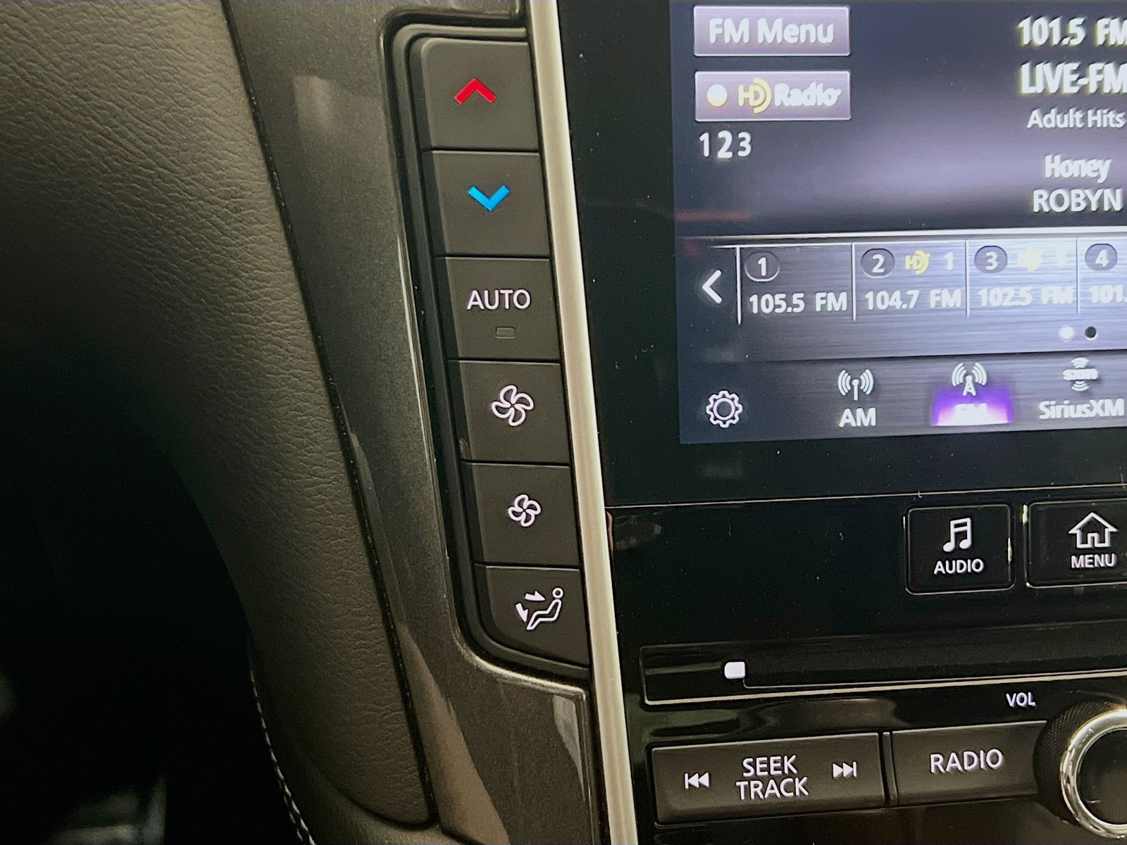 Used 2021 INFINITI Q50 Pure w/ Cargo Package RWD image 11