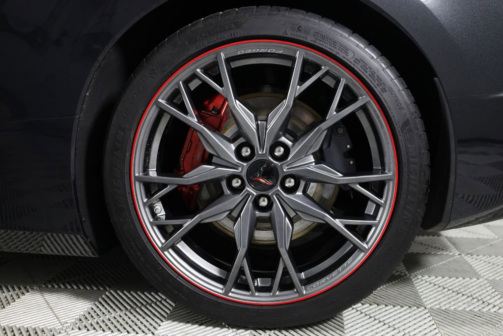 Used 2024 Chevrolet Corvette Stingray Premium Conv w/ Z51 Performance Package RWD image 45