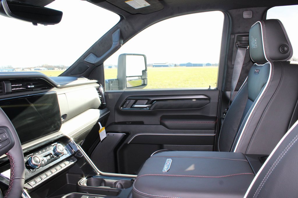 New 2026 GMC Sierra 2500 AT4X image 12