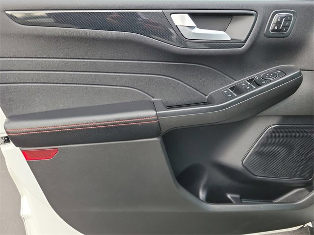 Certified 2023 Ford Escape ST-Line Select w/ Tech Pack #2 image 10