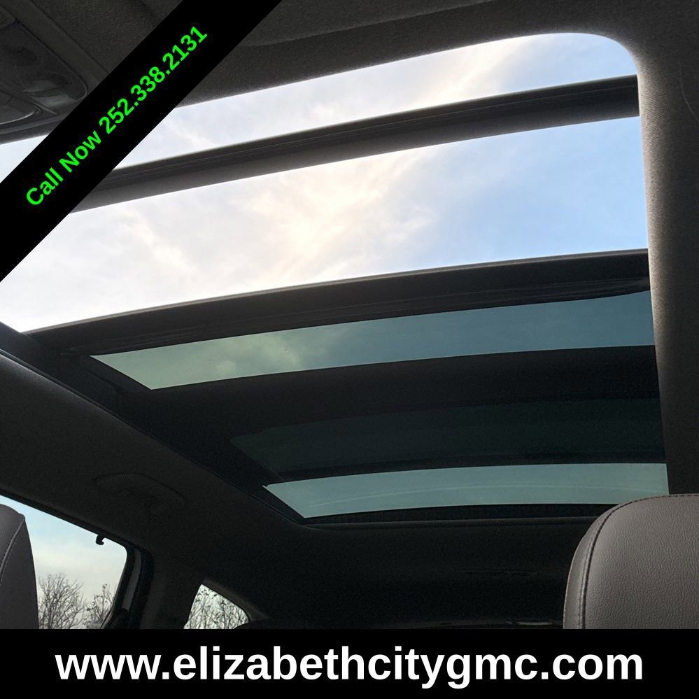 Used 2020 Hyundai Santa Fe Limited w/ Cargo Package image 7