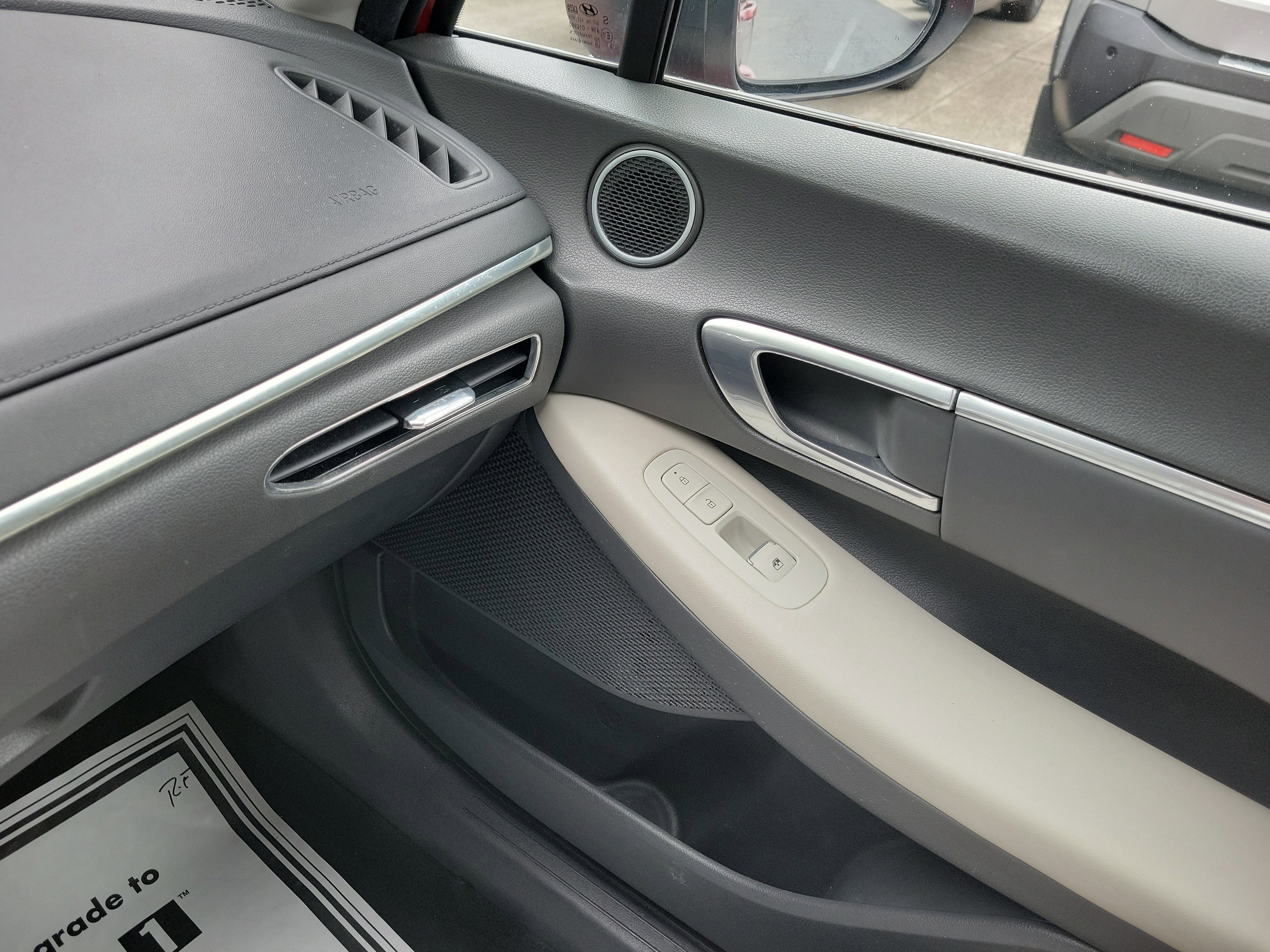 Used 2023 Hyundai Sonata SEL FWD image 29