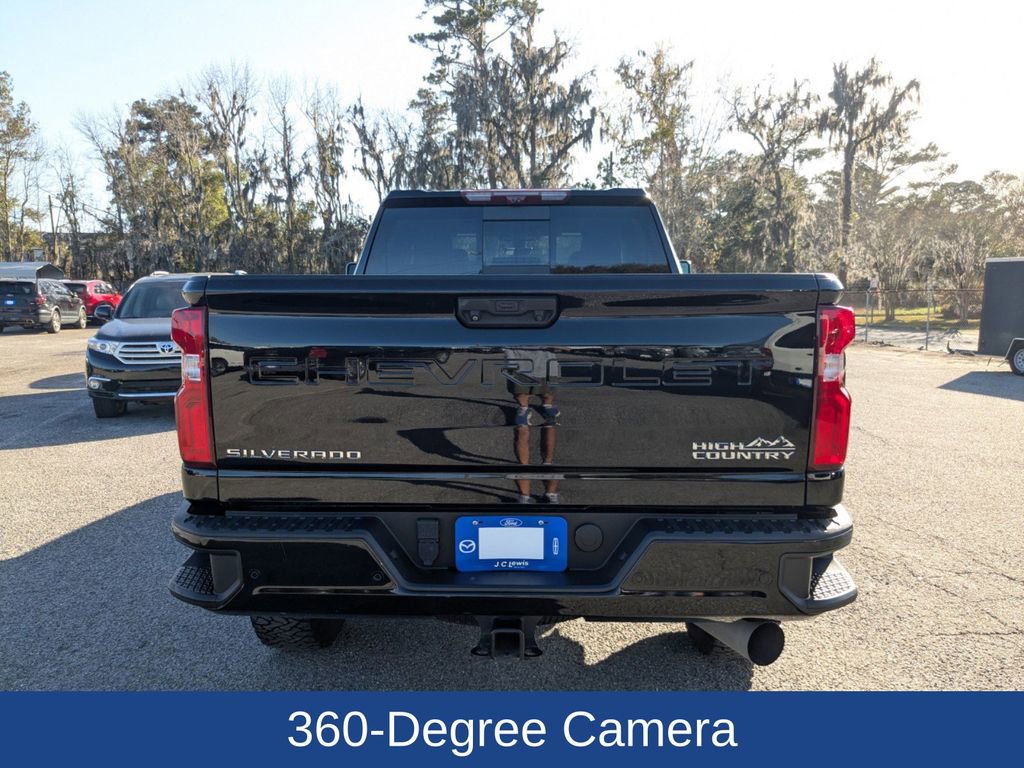Used 2022 Chevrolet Silverado 2500 High Country w/ Z71 Off-Road Package image 5