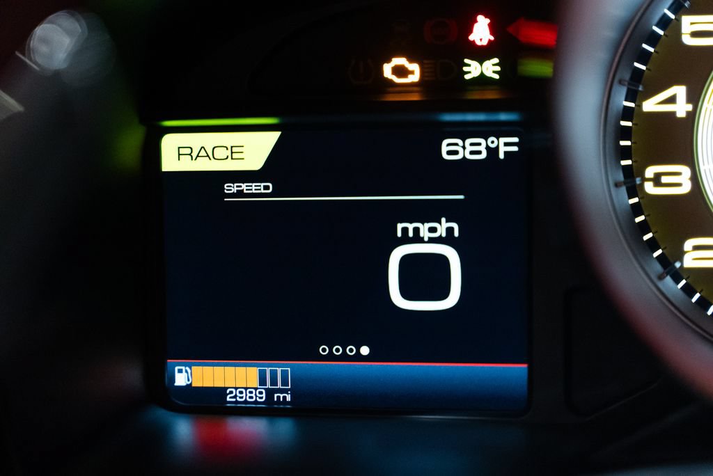 Certified 2021 Ferrari F8 Tributo RWD image 30