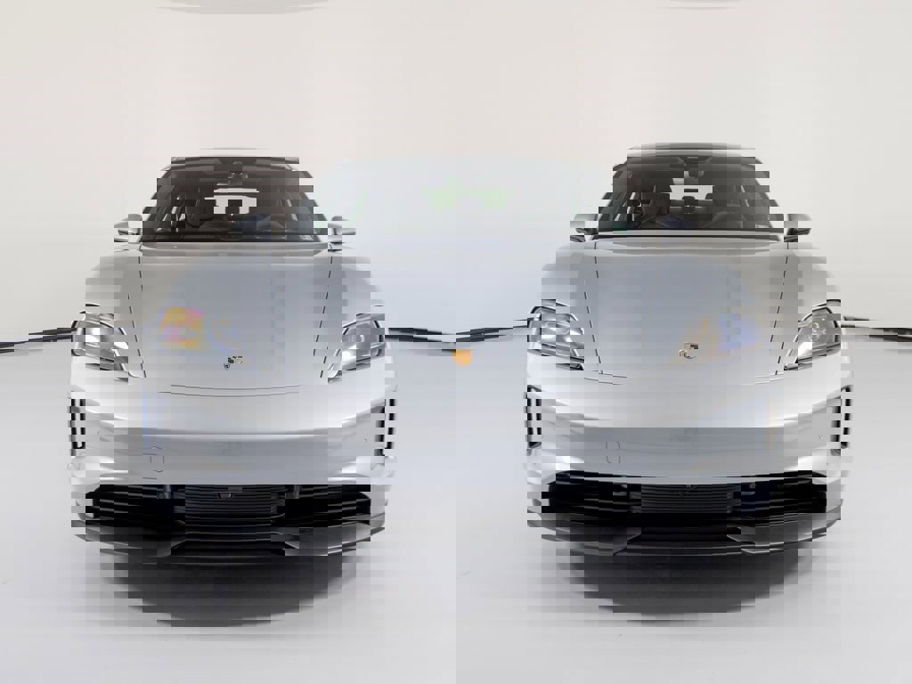 New 2026 Porsche Taycan image 7