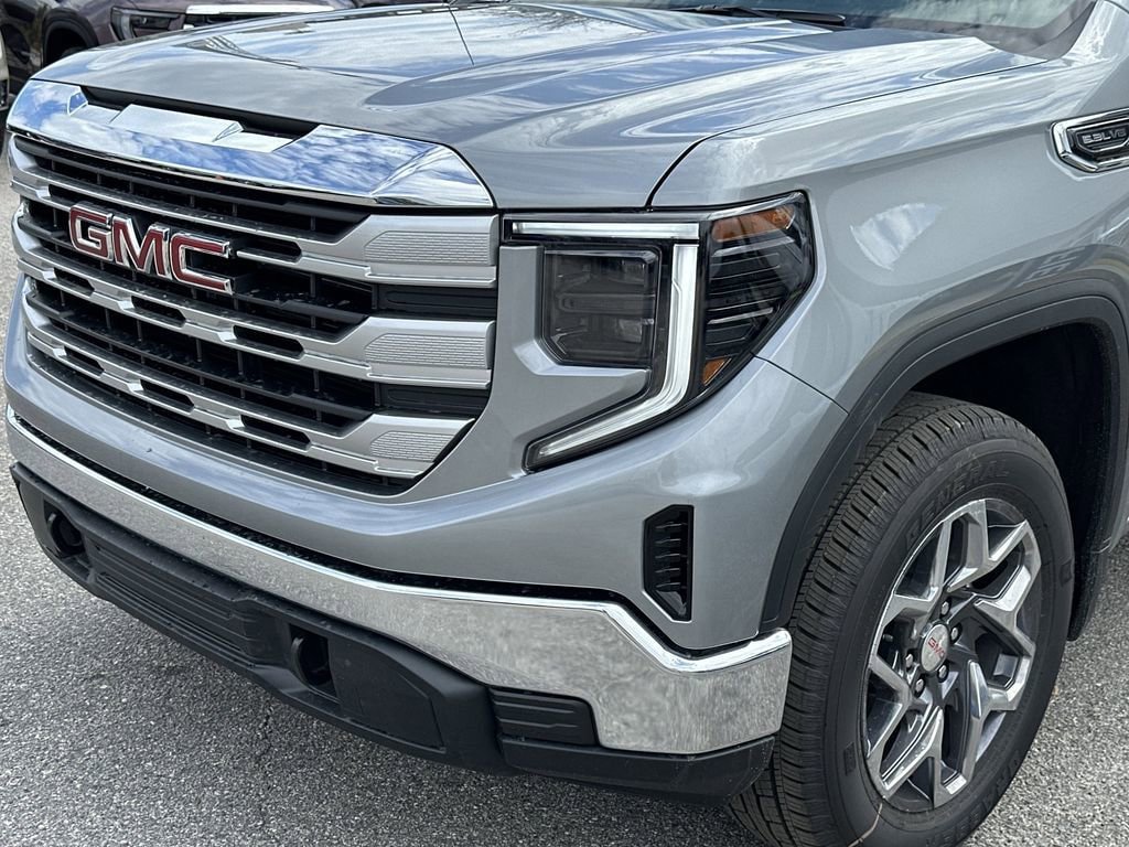 New 2026 GMC Sierra 1500 SLE w/ Preferred Package AWD/4WD image 8