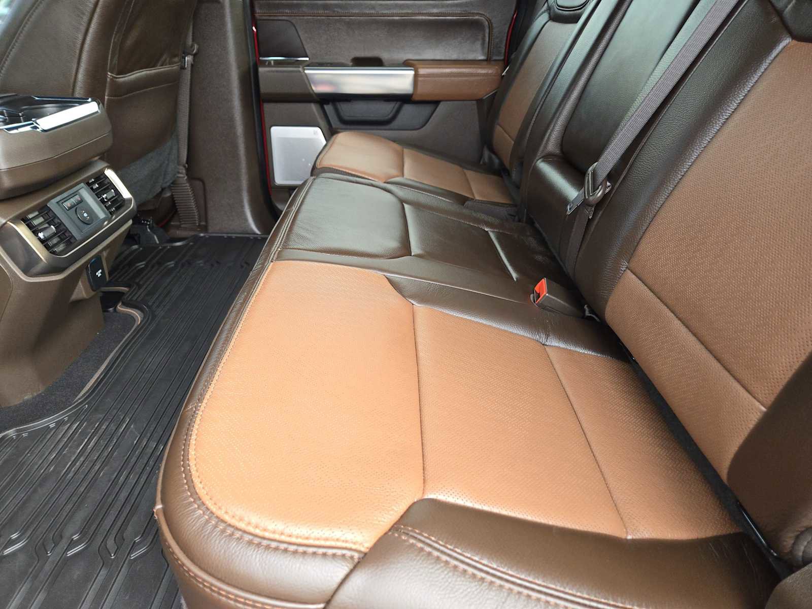 Used 2025 Ford F150 King Ranch w/ FX4 Off-Road Package image 29