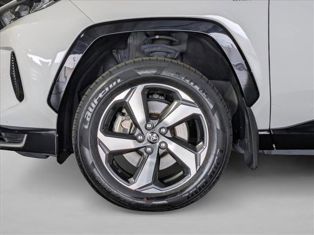 Used 2021 Toyota RAV4 SE w/ Weather & Moonroof Package AWD/4WD image 23