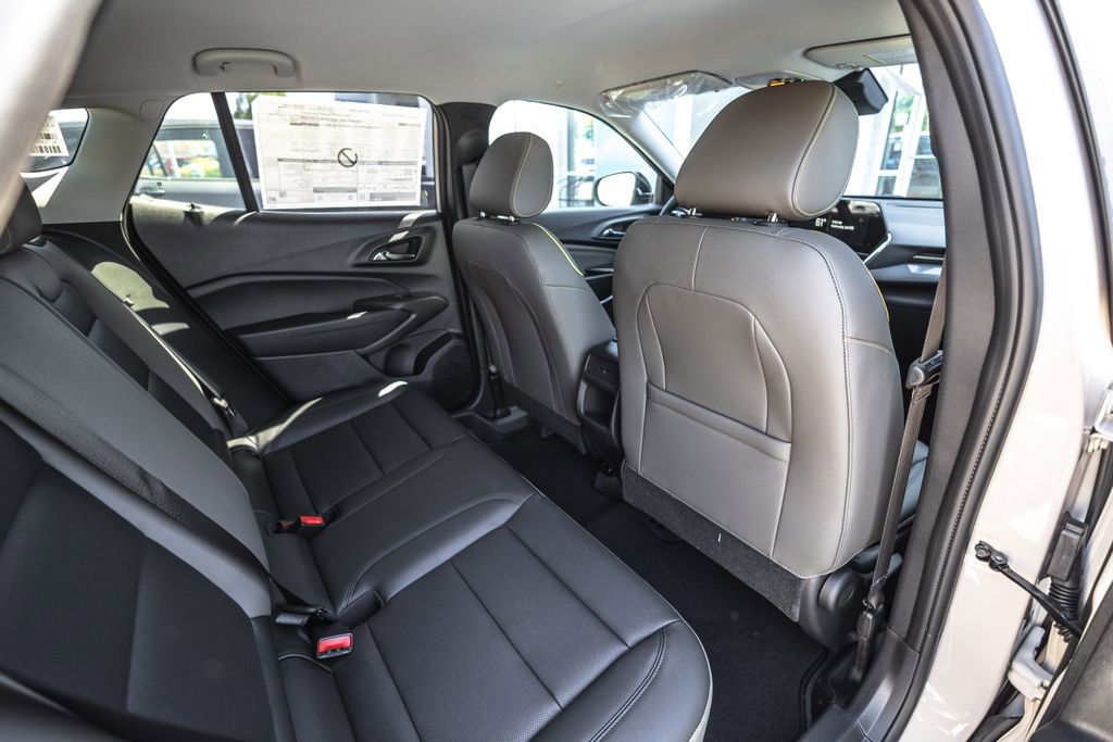 New 2026 Chevrolet Trax ACTIV w/ Driver Confidence Package FWD image 28
