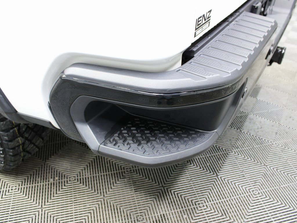 Used 2023 Chevrolet Silverado 1500 ZR2 image 45