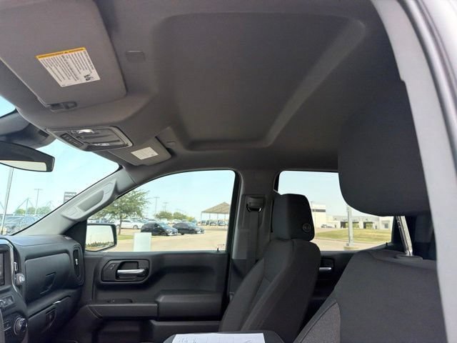 Used 2026 Chevrolet Silverado 1500 Custom w/ LPO, Dark Essentials Package RWD image 14