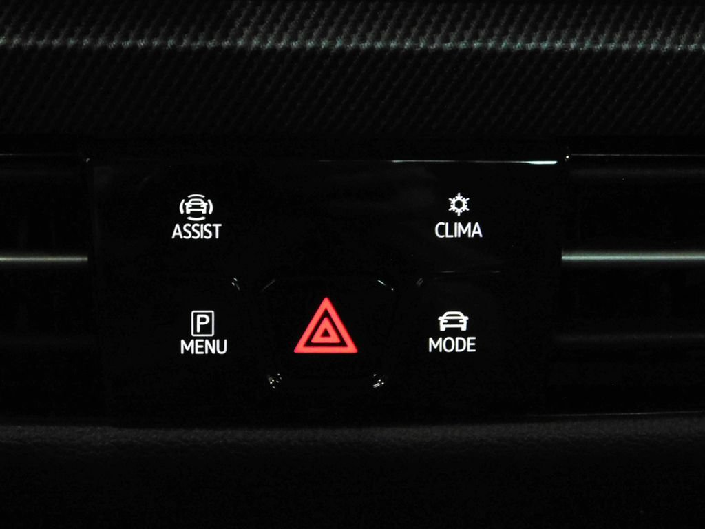 Used 2026 Volkswagen Golf AWD/4WD image 43
