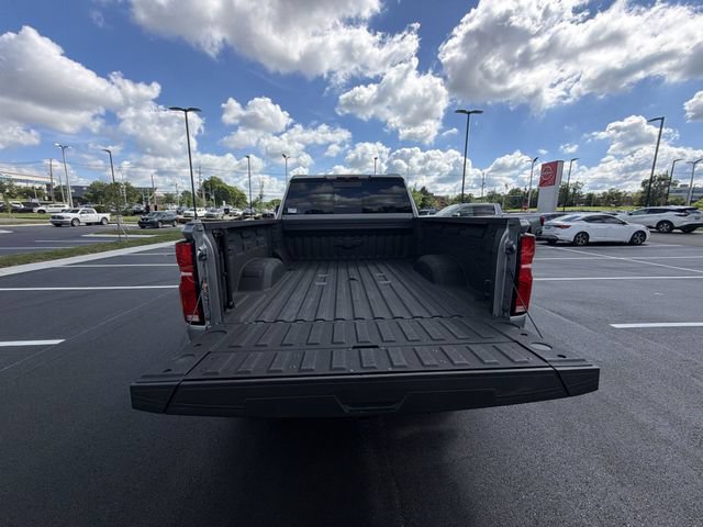 Used 2025 Chevrolet Silverado 2500 LTZ w/ LTZ Plus Package AWD/4WD image 22