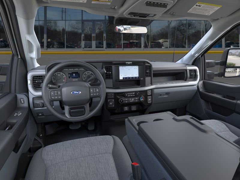 New 2026 Ford F550 4x4 Regular Cab Super Duty image 9
