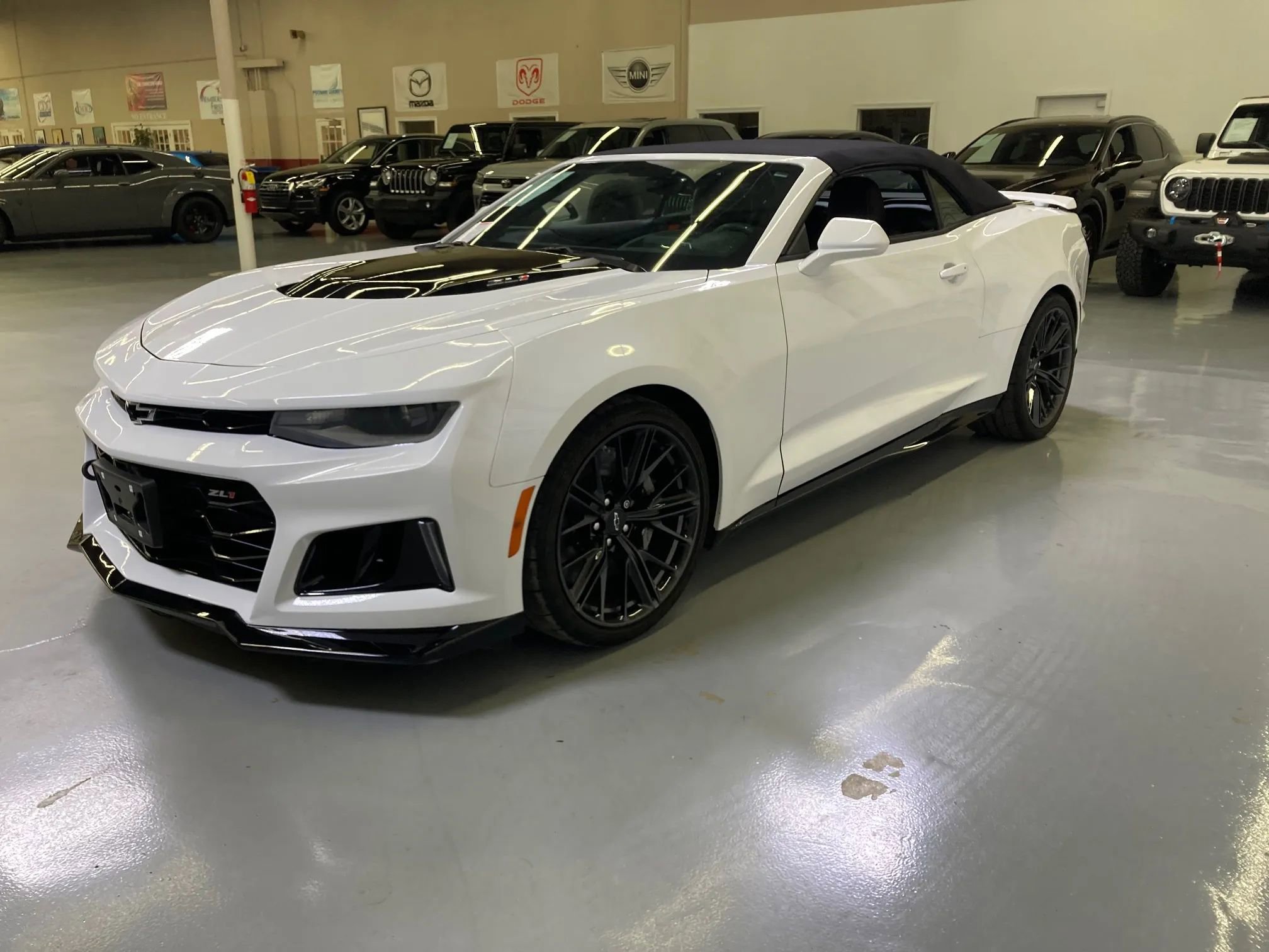Used 2022 Chevrolet Camaro ZL1 image 6