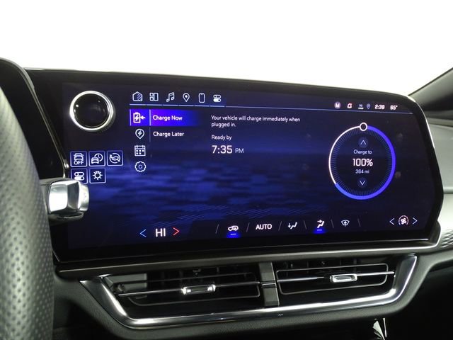 Used 2025 Chevrolet Equinox EV LT image 33