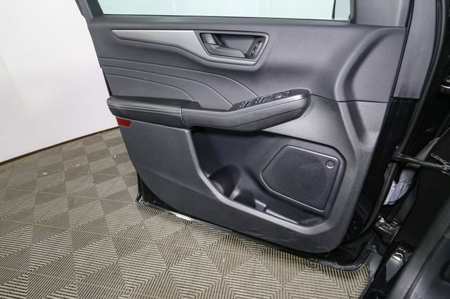 Used 2023 Ford Escape Active w/ Tech Pack #1 AWD/4WD image 38
