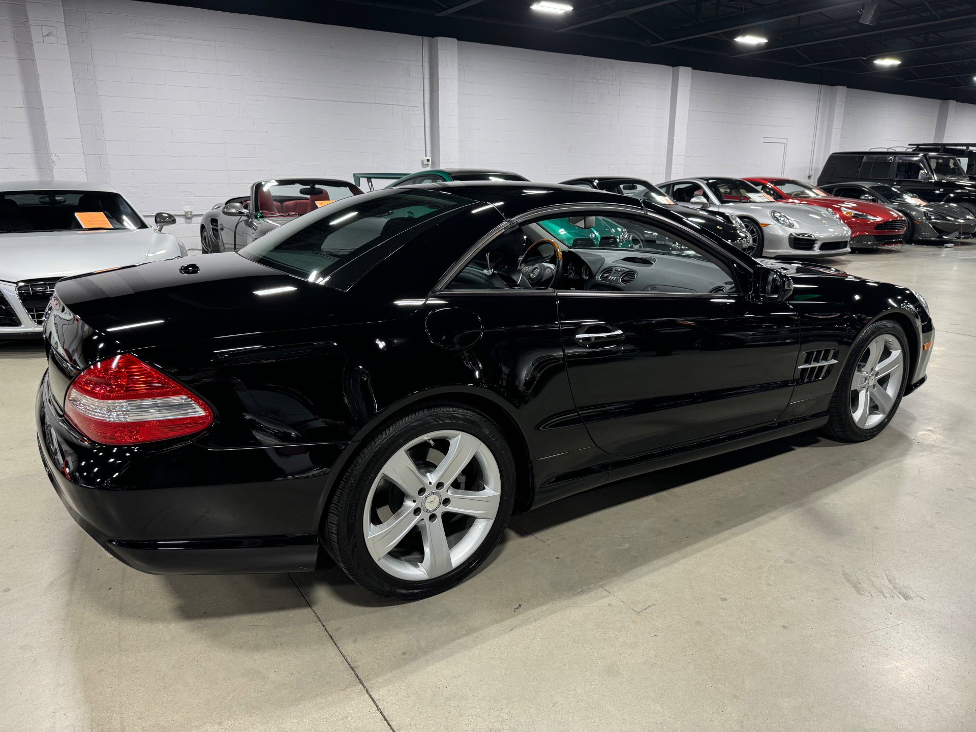 Used 2009 Mercedes-Benz SL 550 image 19