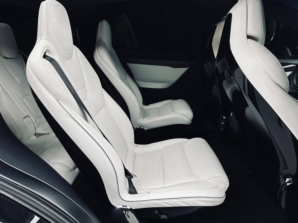 Used 2016 Tesla Model X 90D AWD/4WD image 19