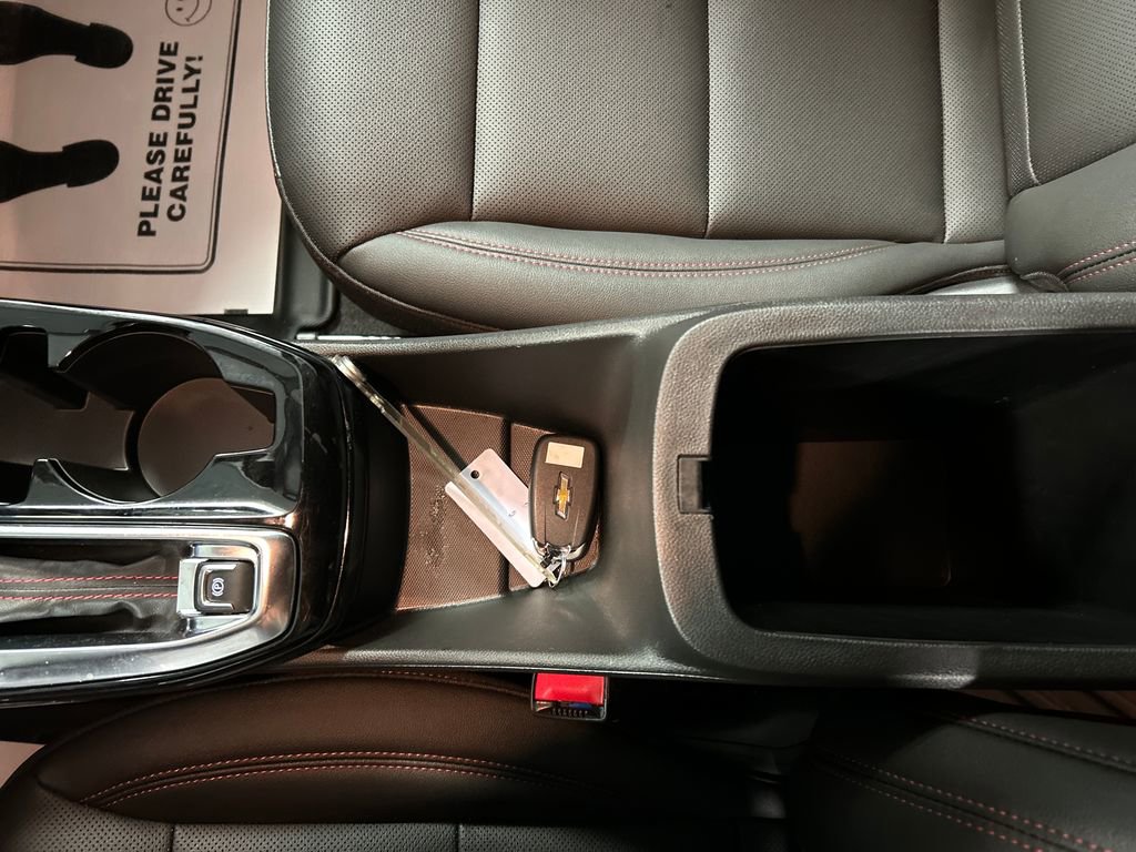 Used 2025 Chevrolet Trax RS w/ Driver Confidence Package image 21