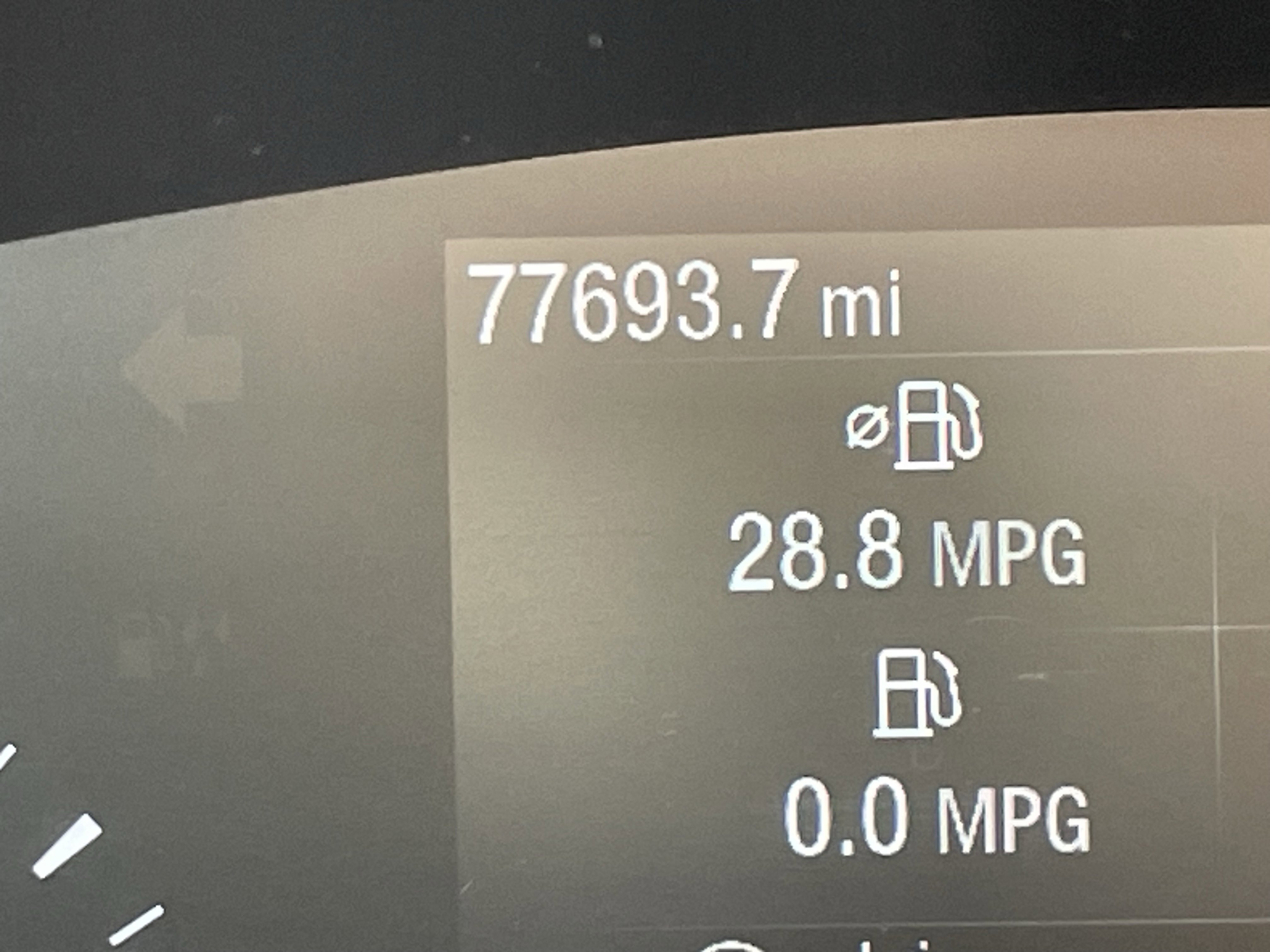 Used 2020 Ford Escape SE image 21