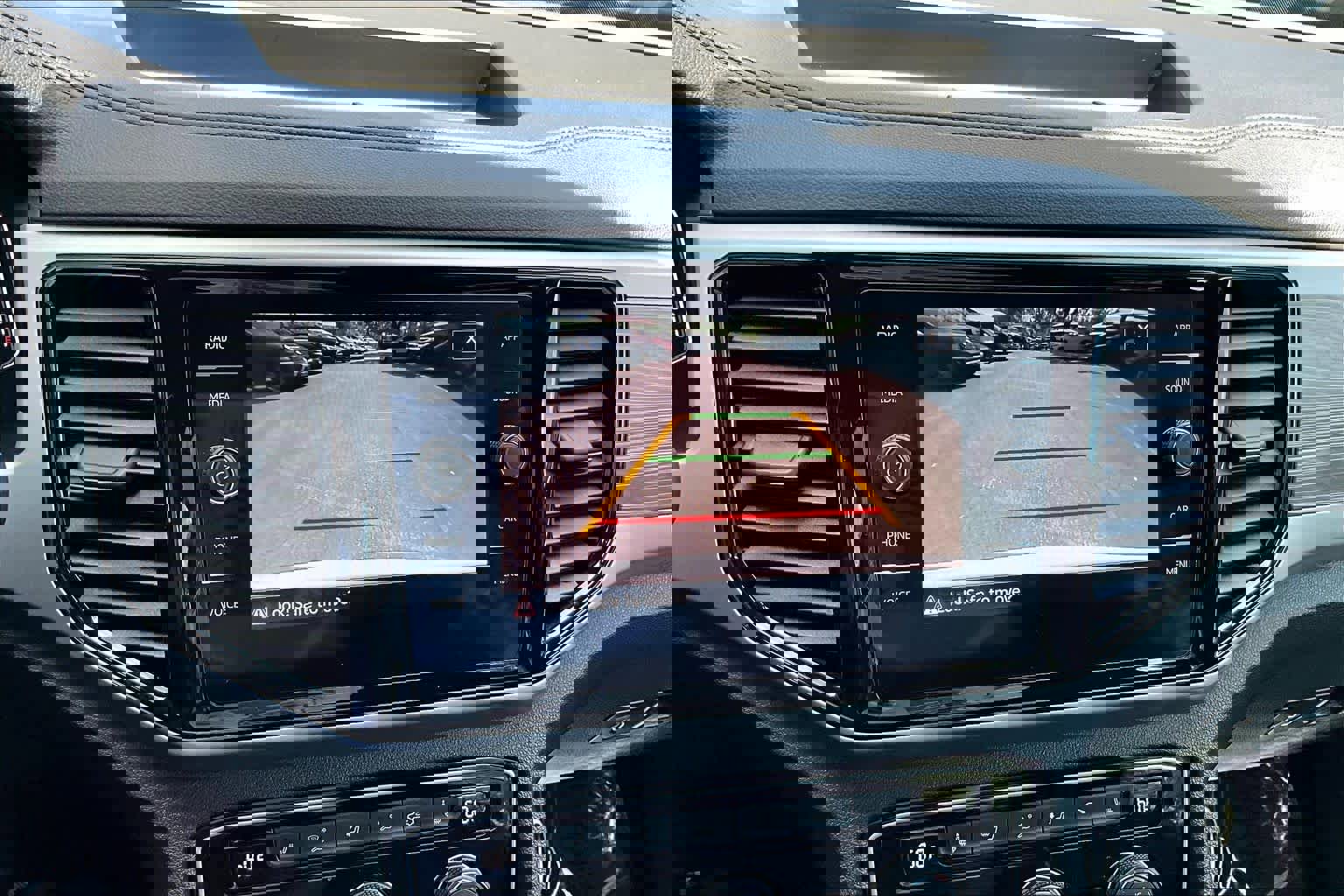 Certified 2023 Volkswagen Atlas Cross Sport SE w/ Black Wheel Package image 27