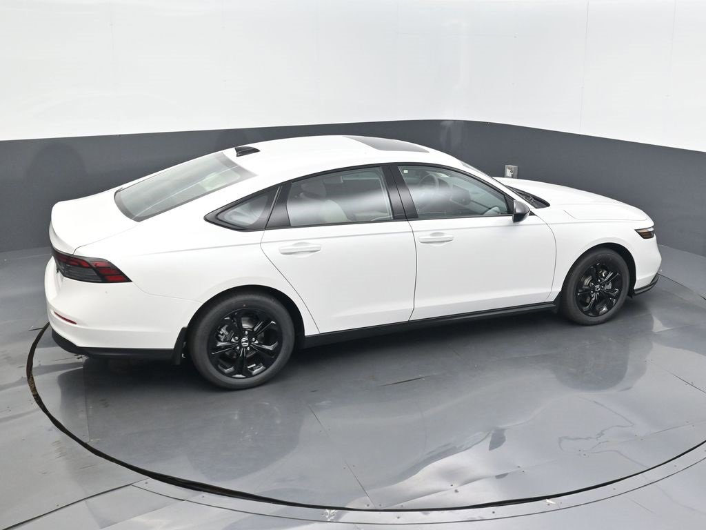 New 2025 Honda Accord SE image 24