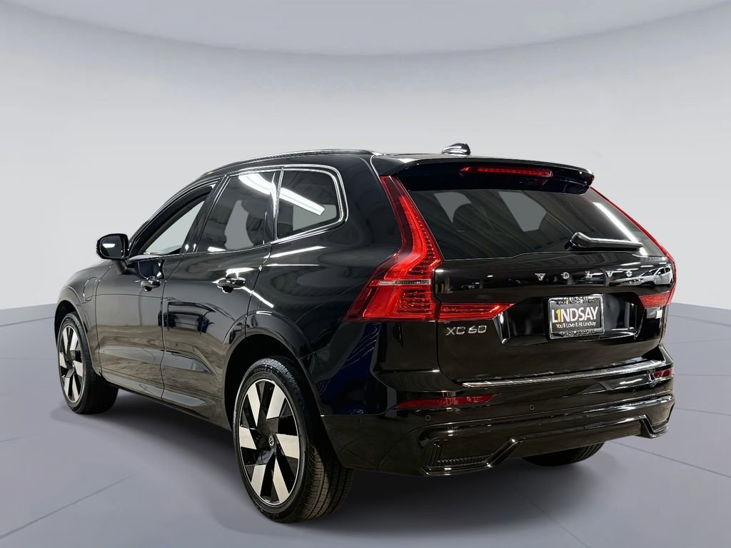 Used 2024 Volvo XC60 T8 Ultimate w/ Climate Package image 12