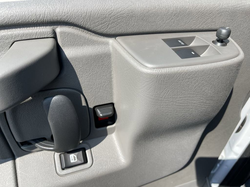 New 2025 Chevrolet Express 3500 Extended w/ Driver Convenience Package image 8