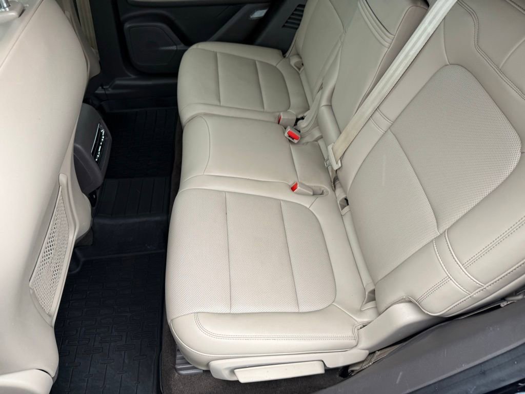 Used 2023 Lincoln Corsair AWD w/ Equipment Group 101A image 31