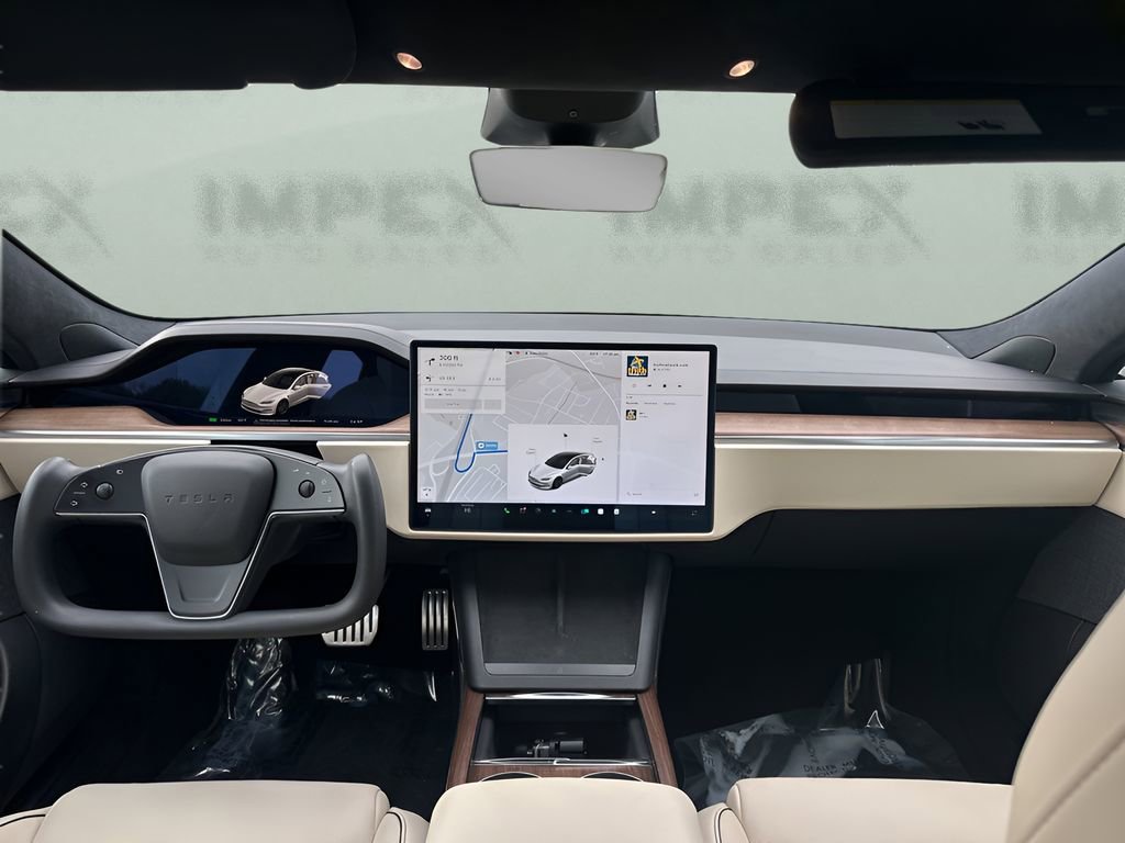 Used 2021 Tesla Model S Plaid image 14