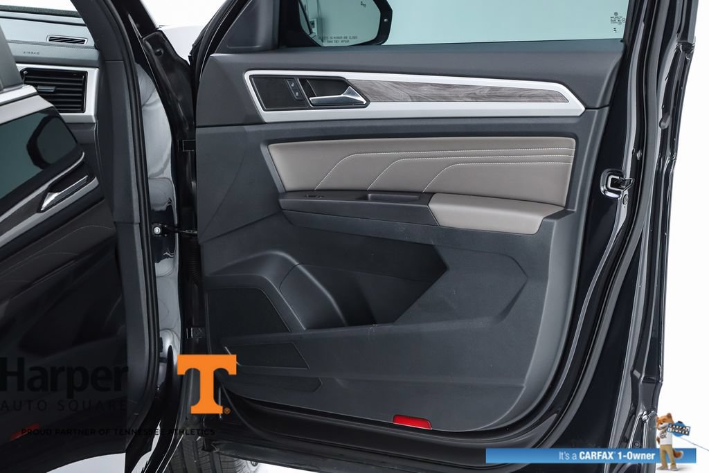 Used 2023 Volkswagen Atlas Cross Sport SE w/ Panoramic Sunroof Package AWD/4WD image 32