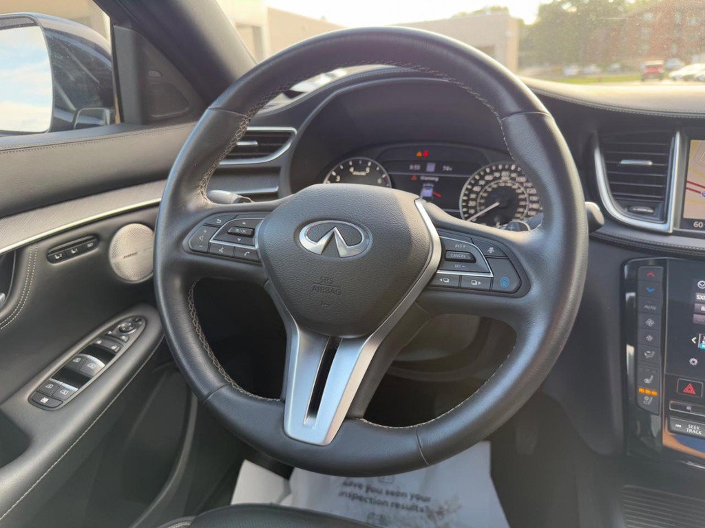 Used 2023 INFINITI QX55 Sensory image 12