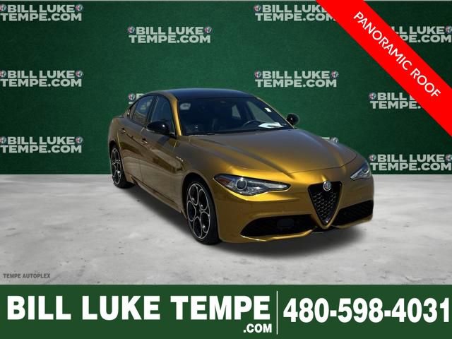 Used 2023 Alfa Romeo Giulia Veloce RWD video 1