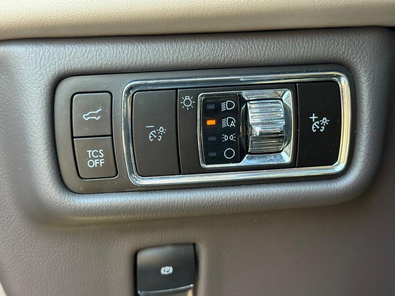Certified 2023 Lincoln Nautilus Reserve AWD/4WD image 21