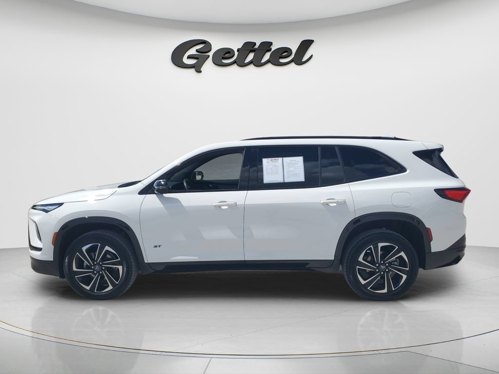 Used 2026 Buick Enclave Sport Touring FWD image 7