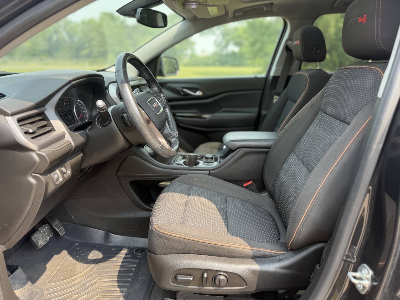 Used 2020 GMC Acadia AT4 AWD/4WD image 8