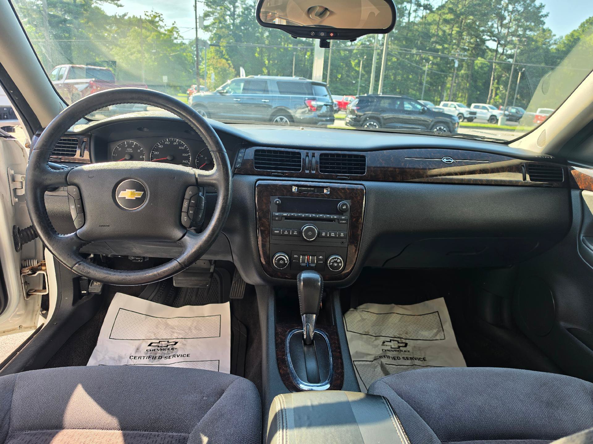 Used 2012 Chevrolet Impala LT w/ LT Sunroof Package FWD image 11