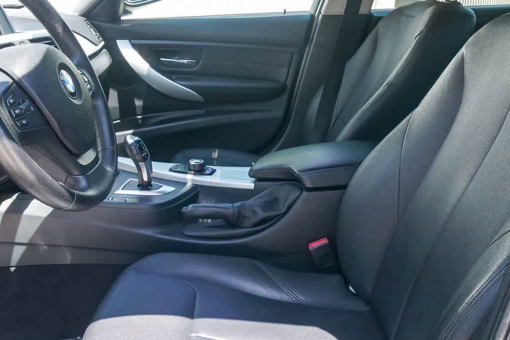 Used 2013 BMW 328i Sedan RWD image 19