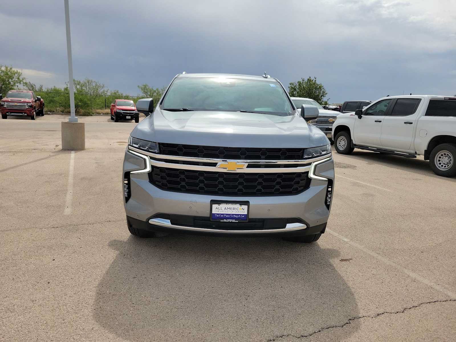 Used 2023 Chevrolet Tahoe LS RWD image 3